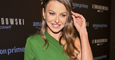 Zdjęcie Lewandowskiej zadziwiło fanów. Zdradza, co robi z dziećmi