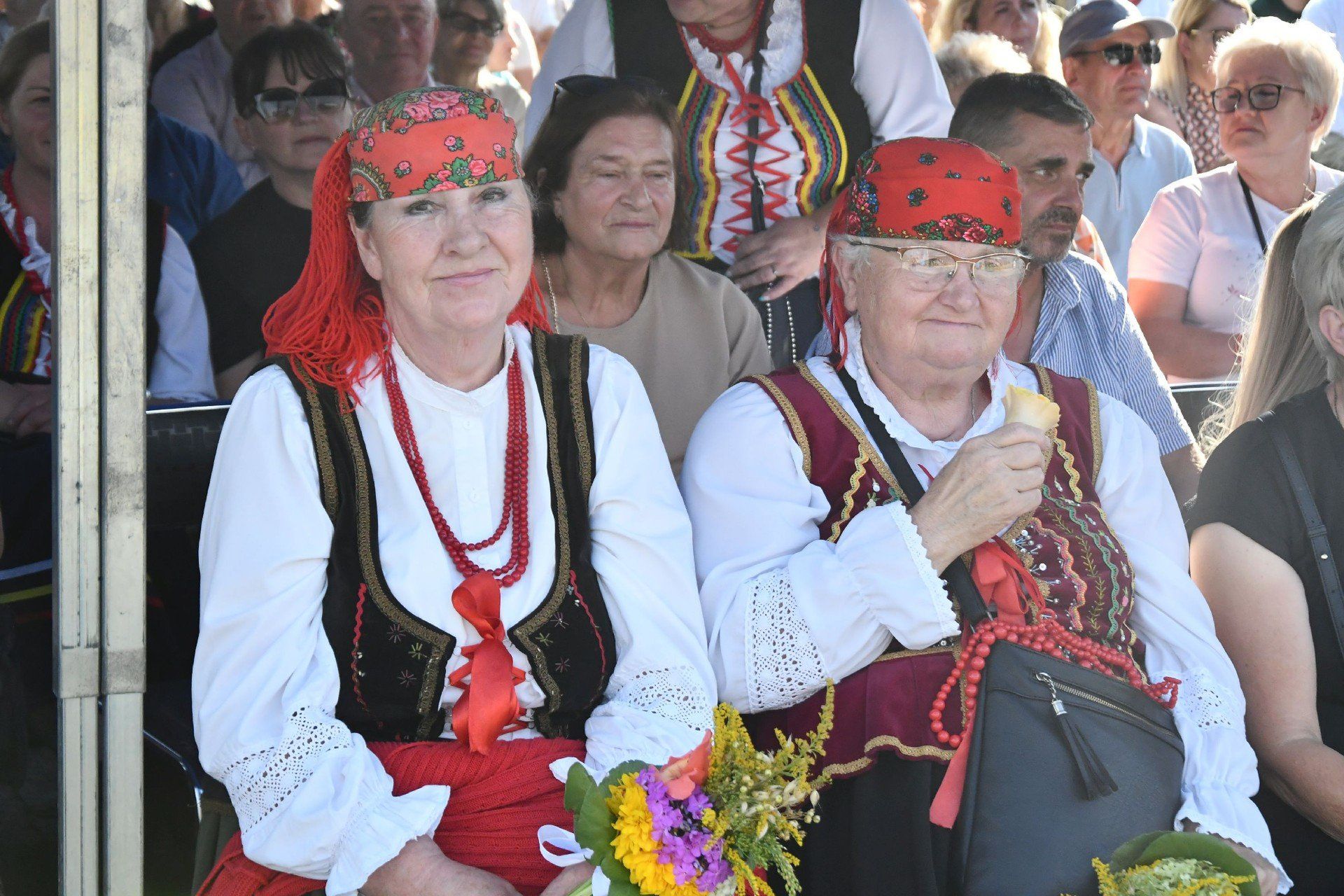 Dożynki 2025 w Daleszycach. Stroje ludowe. 