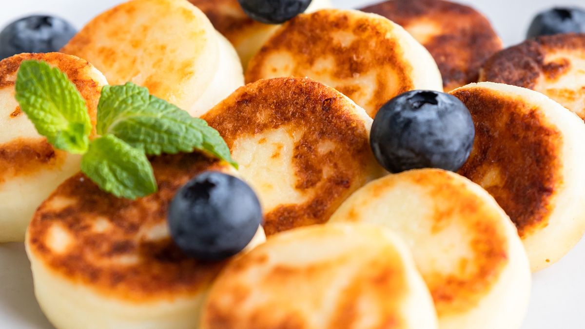 Syrniki są idealne na weekendowe śniadanie