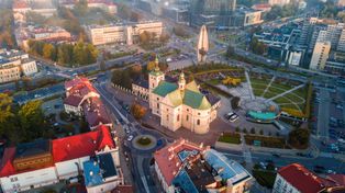 Pogoda w Rzeszowie. Prognoza na wtorek 4 listopada. Słonecznie, przelotny deszcz rano