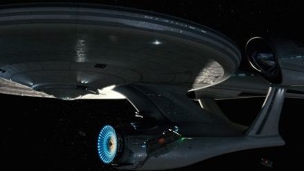 Jak duży jest nowy USS Enterprise w porównaniu ze starym? 1