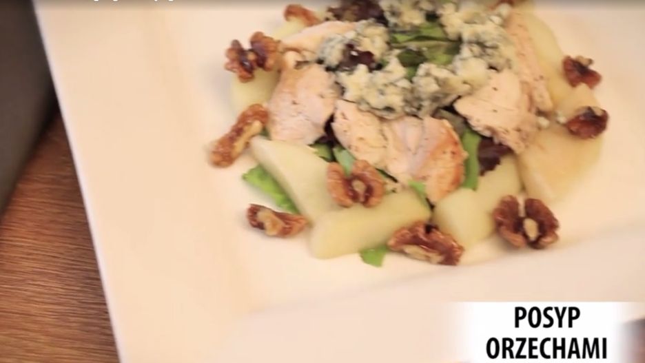 Gruszki, ser gorgonzola i kurczak to wyśmienite połączenie - w sam raz na lekką sałatkę