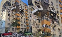 Potężny wybuch w bloku w Bukareszcie. Są ofiary i ranni