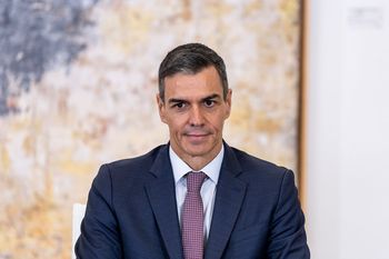 817 mln euro dla Ukrainy. Hiszpański premier ogłasza