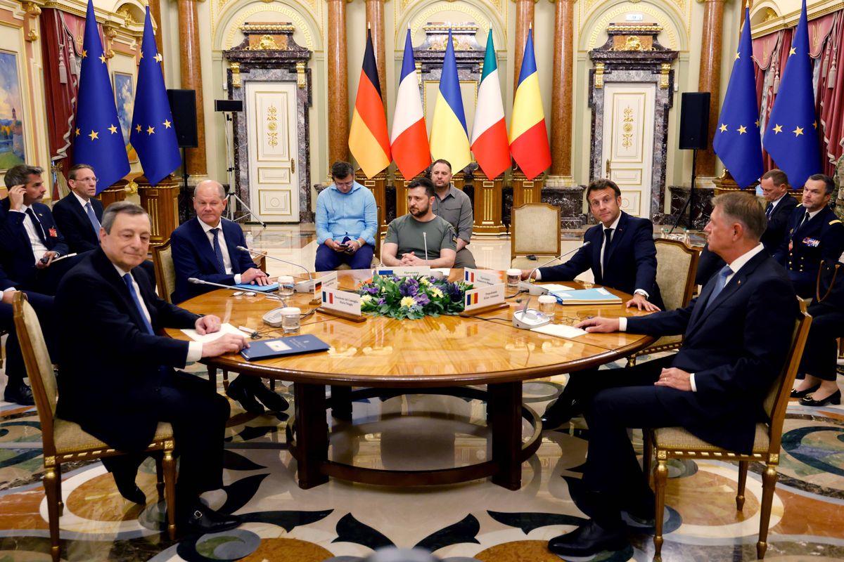Zełenski rozpoczął spotkanie z Draghi Macronem, Scholzem i Iohannisem 