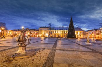 Pogoda w Kielcach. Prognoza na poniedziałek 29 grudnia. Od wieczora do 23:00 lekki śnieg