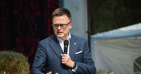 Zmian w Polsce 2050 nie będzie? Hołownia dementuje