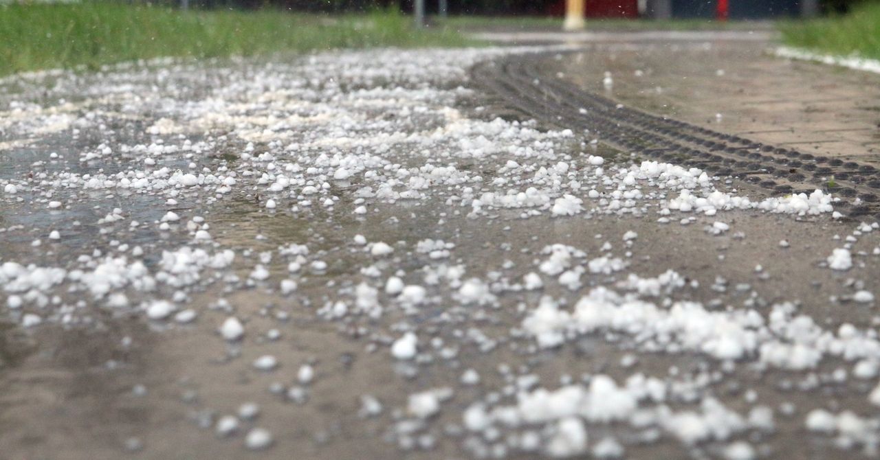 Żniwa znów w kropce. Idą burze, deszcze, lokalnie nawet grad