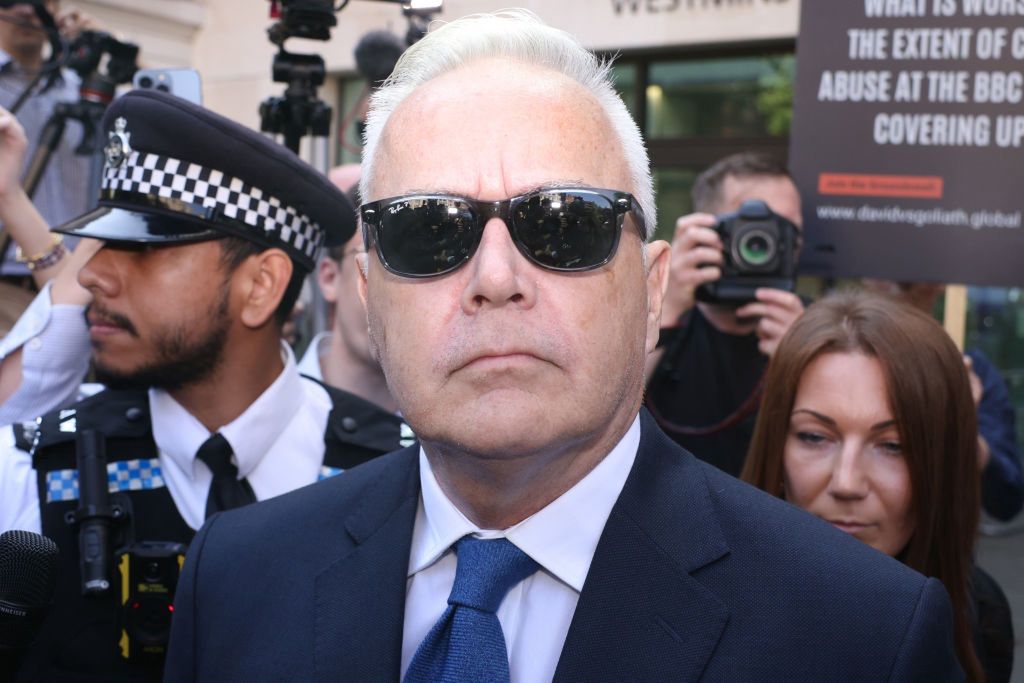 Huw Edwards winny