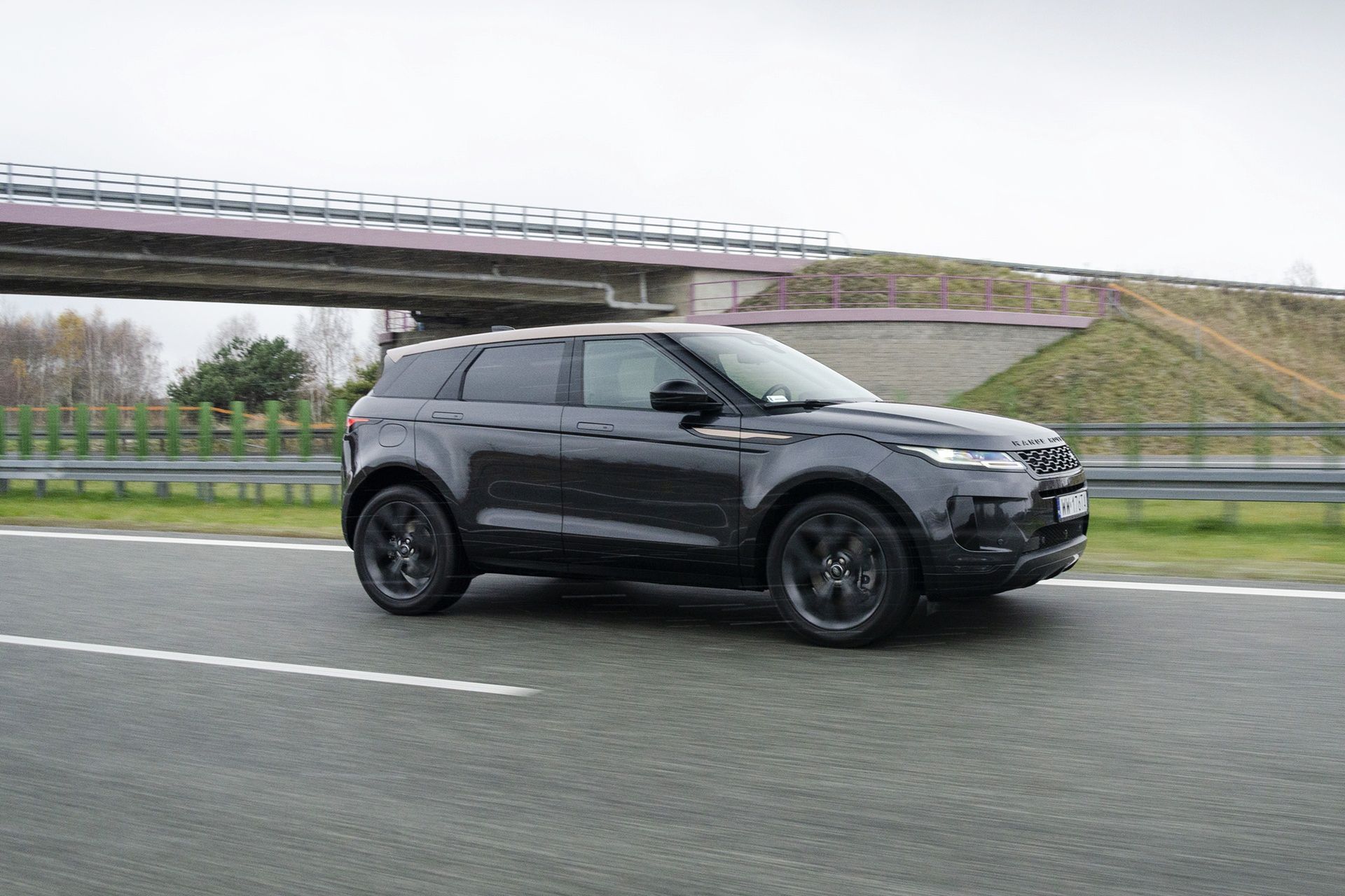 Alfa Romeo Tonale vs. Range Rover Evoque