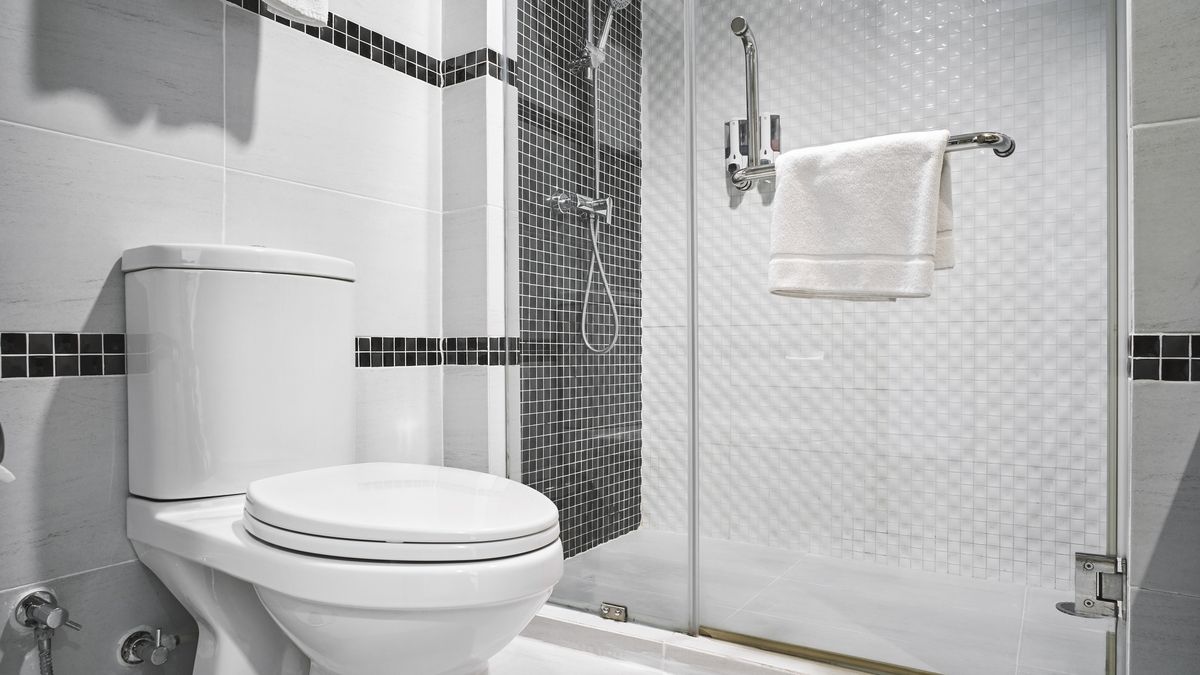 Para próbowała wyłudzić pieniądze od hotelu. Zdj. ilustracyjne 