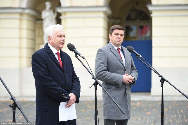 Którzy Polacy nie chcą obostrzeń? Wiceminister: zrobiliśmy sondaż