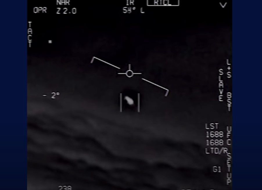 Nagranie UFO wykonane przez pilotów Marynarki Wojennej USA