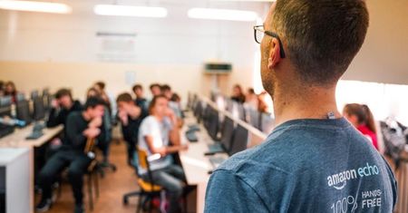 Amazon uczy najmłodszych Polaków kodowania