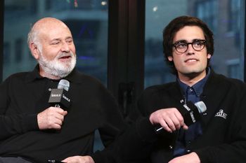 Syn Roba Reinera pod specjalnym nadzorem. Nie ma prawa do kaucji