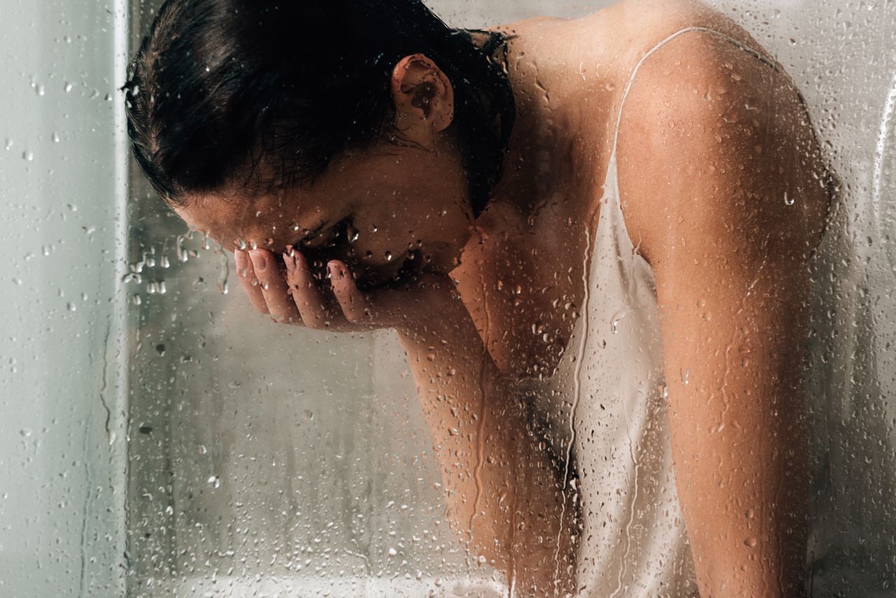 Psycholożka radzi, czy warto zgadzać się na trójkąt - fotografia ilustracyjna 