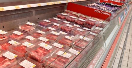 W składzie zmielone kości i pazury. Polacy wciąż kupują