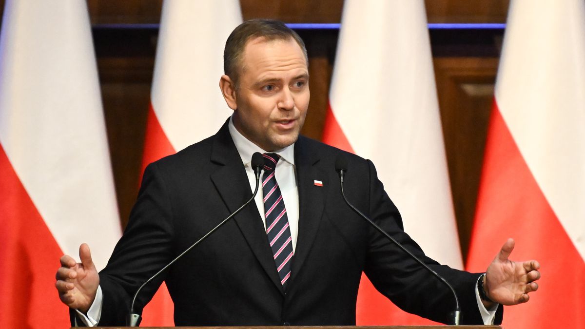 Karol Nawrocki
Gda�sk, 01.10.2025. Prezydent Rzeczypospolitej Polskiej Karol Nawrocki przemawia podczas inauguracji roku akademickiego 2025/2026 Politechniki Gda�skiej, 1 bm. (amb) PAP/Adam War�awa
Adam War�awa
inauguracja, PG, Politechnika Gda�ska, rok akademicki, studenci, studencki, studia, szko�a, uczelnia, wy�sza