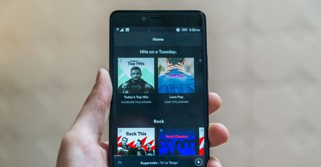 Nowości w Spotify: dziś czyszczenie pamięci podręcznej, jutro tryb dla kierowców