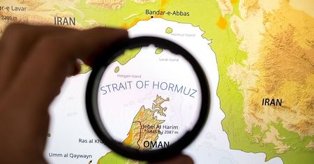 Atak na tankowiec koło Dubaju. Iran uderza, Trump naciska ws. cieśniny Ormuz