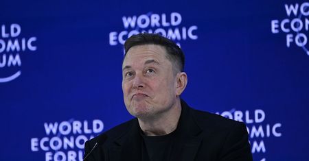 Musk każe sobie płacić. X kończy z darmowym "Ask Grok"