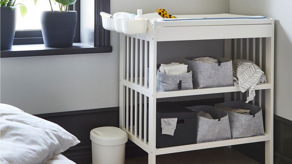 Jak zorganizować kącik do przewijania niemowlęcia?