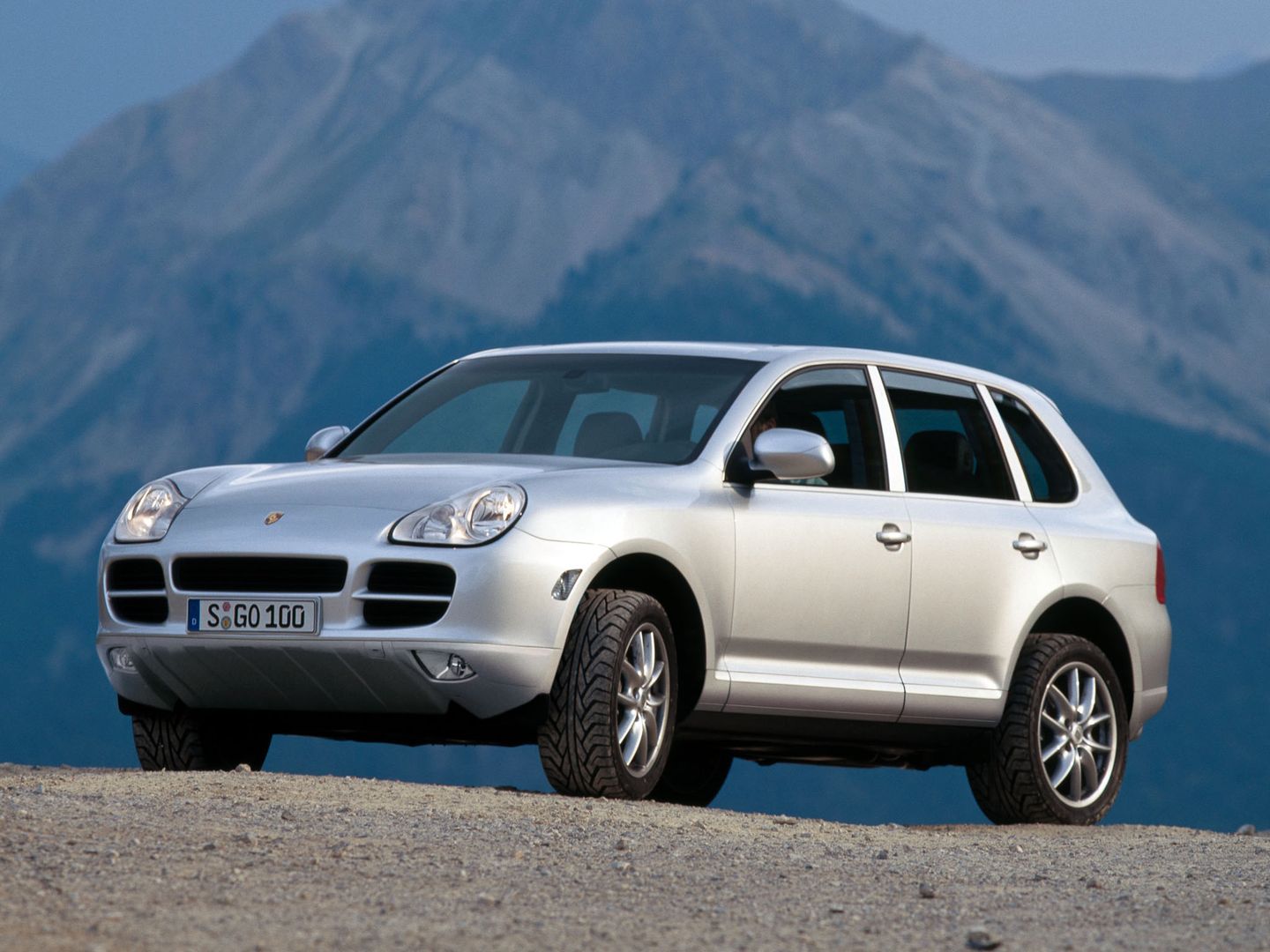 Porsche Cayenne im prostszy, tym lepszy. Dlatego bezpiecznie jest celować w najsłabszą odmianę 3.2.