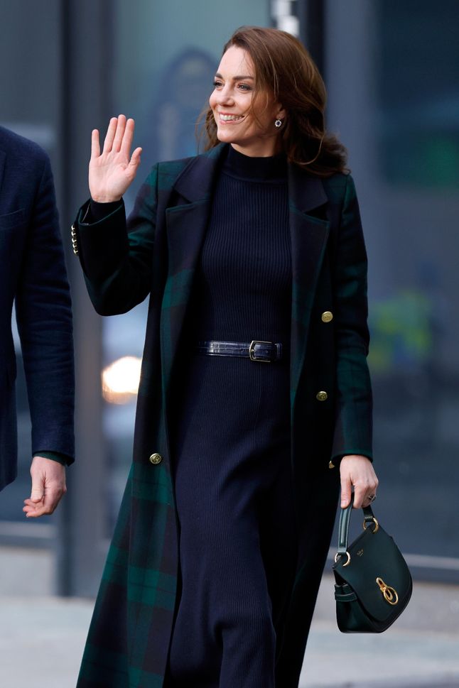 Księżna Kate także jest fanką eleganckich płaszczy dwurzędowych 