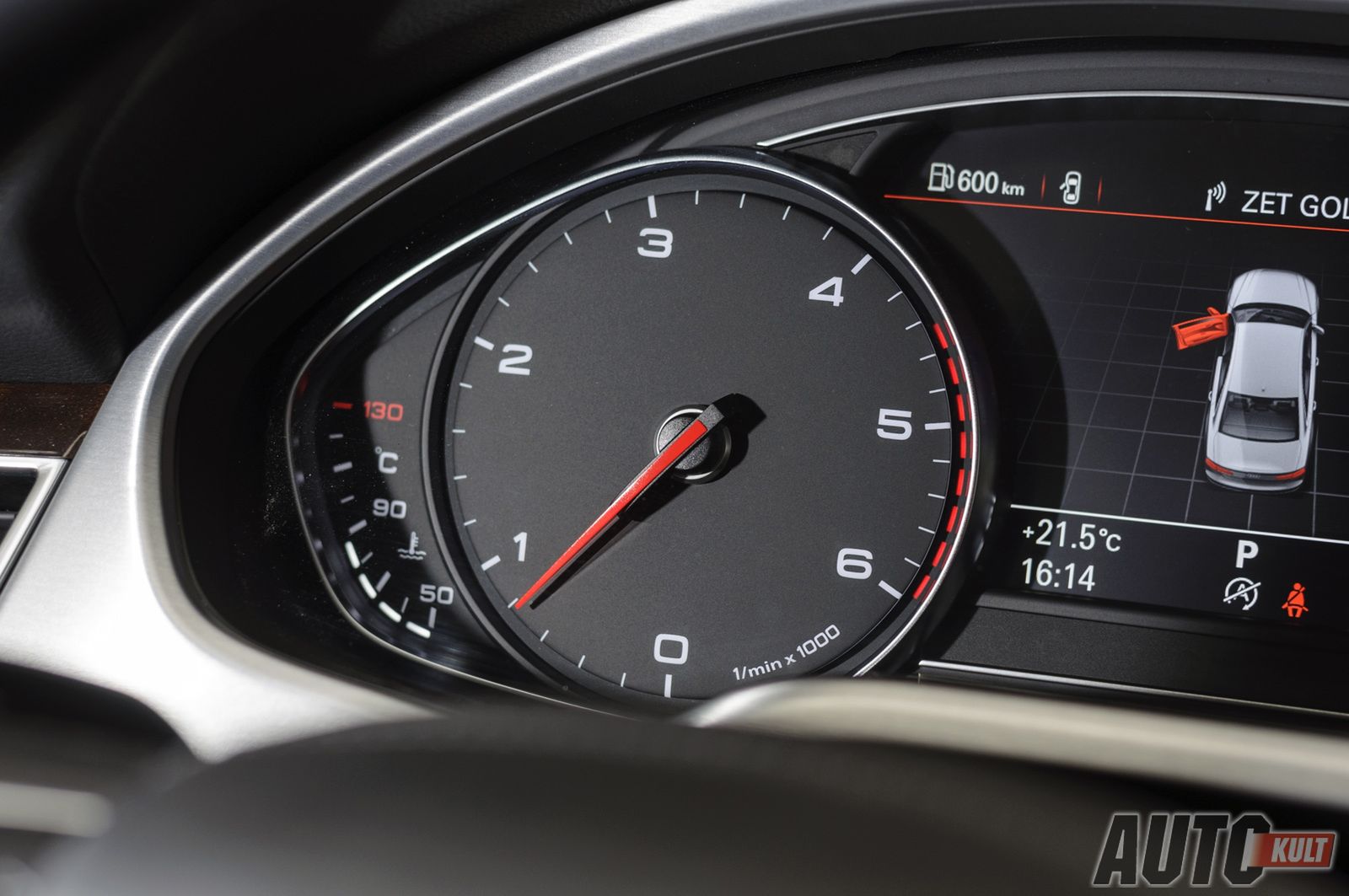 BMW 750d xDrive M-Sport kontra Audi A8 4.2 TDI quattro - test [galeria] 29