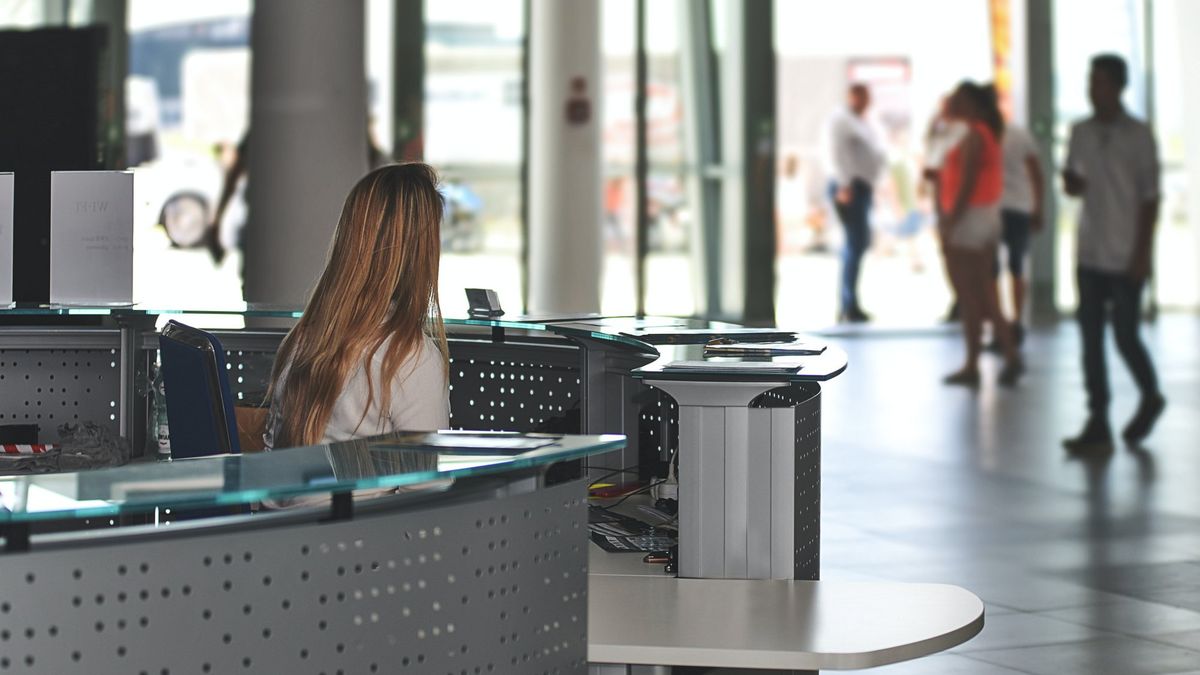 Ile się zarabia w typowo damskich zawodach?