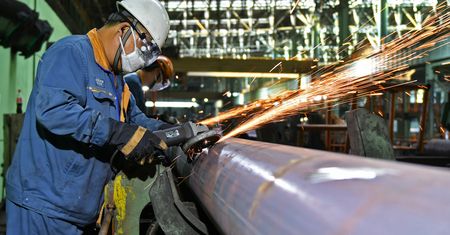 Kolejne zwolnienia grupowe. Zamkną następną fabrykę