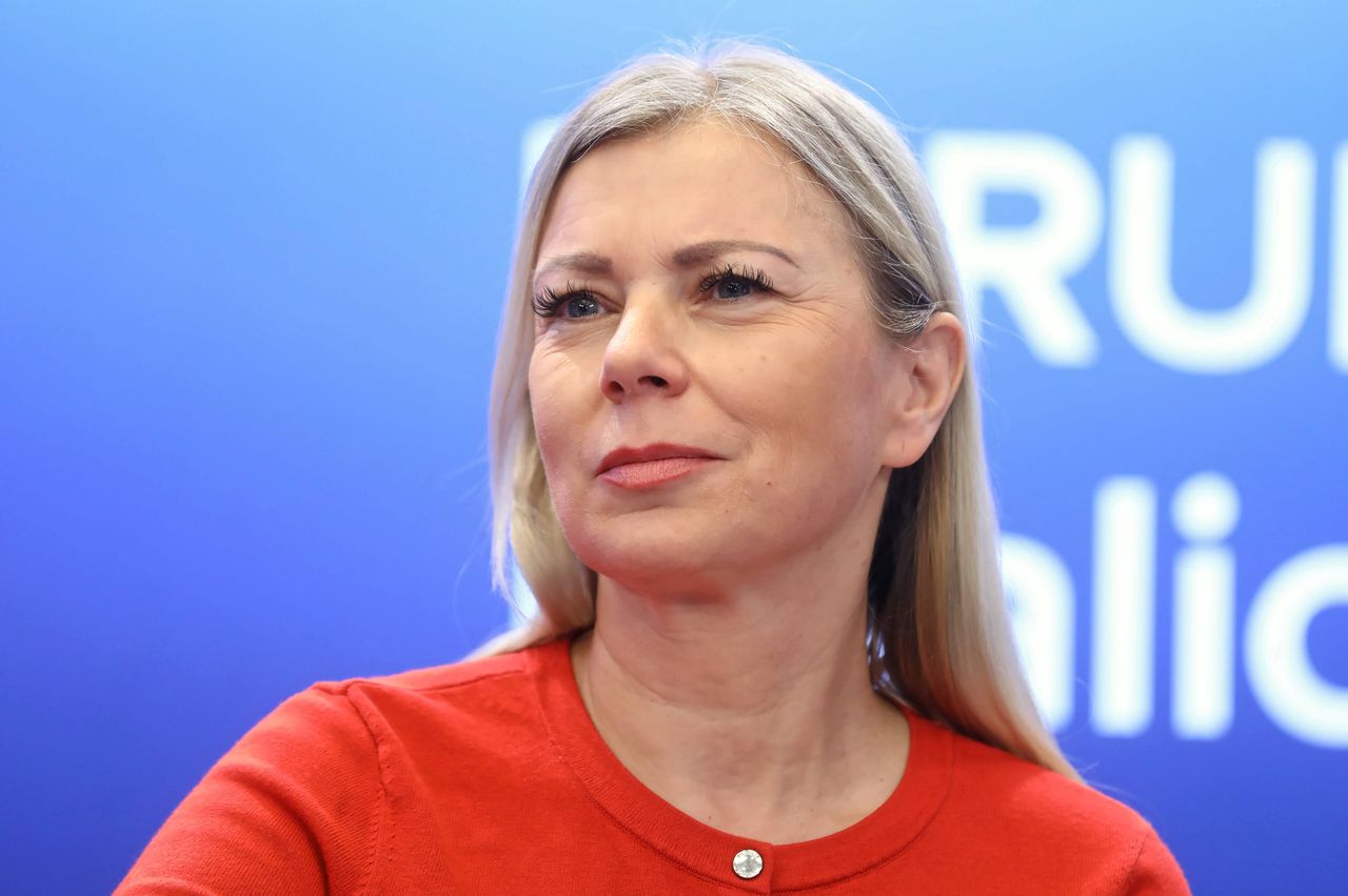 Elżbieta Bieńkowska w 2019 roku