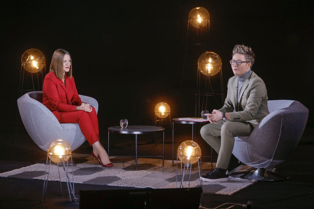 Na planie programu "Taka jak Ty", Dominika Gawęda z Blue Café w rozmowie z Mateuszem Szymkowiakiem