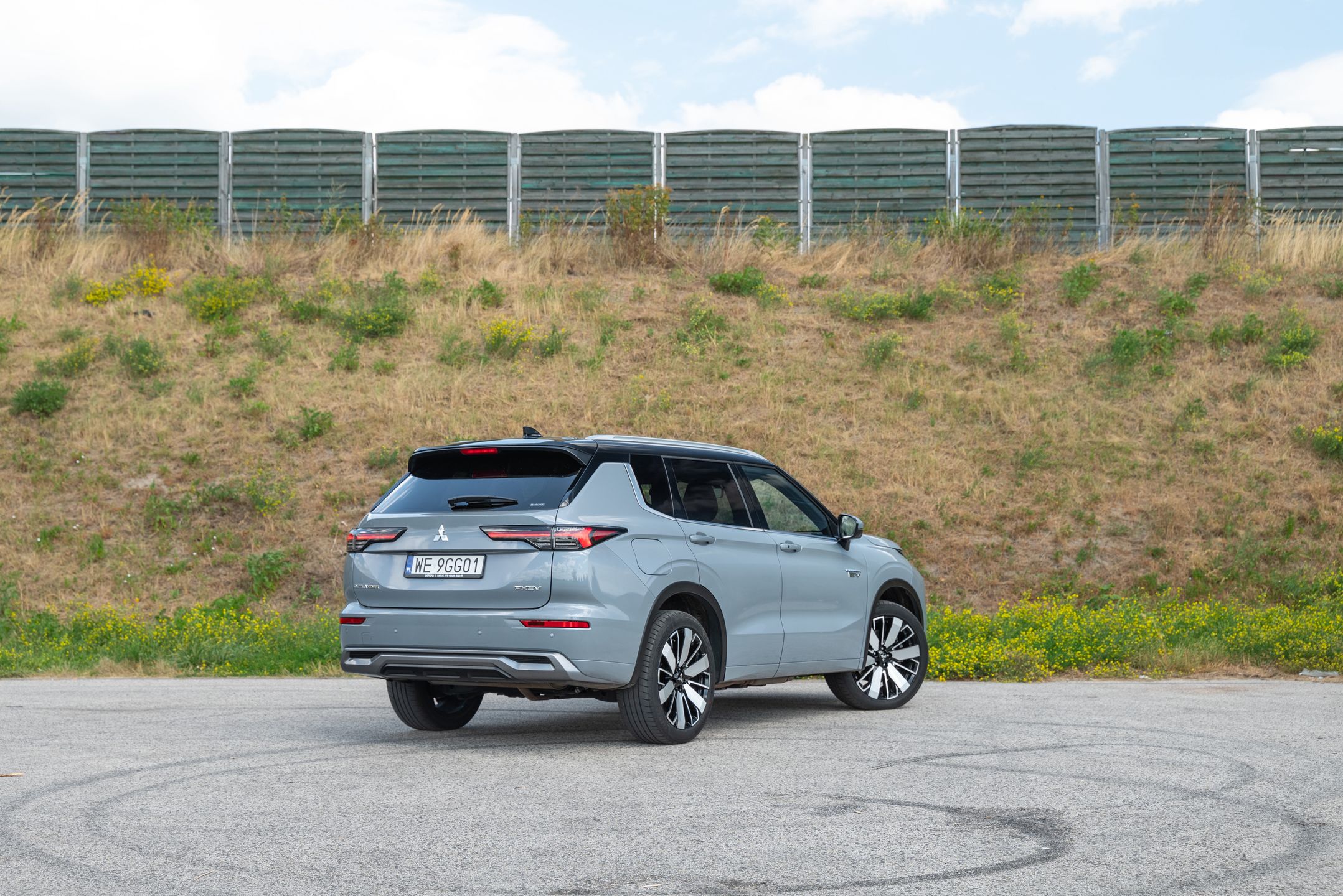 Mitsubishi Outlander PHEV