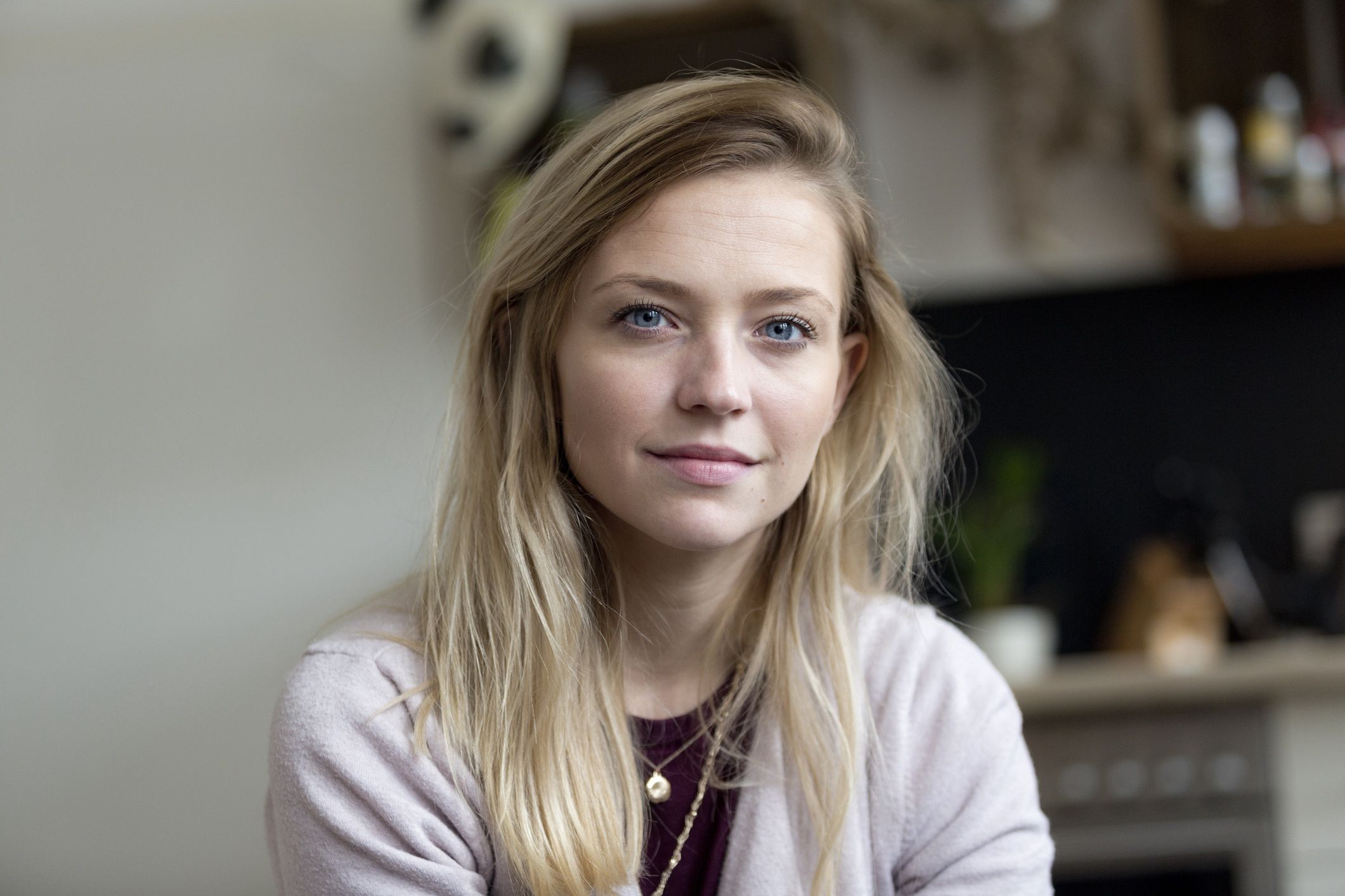Portrait of blond young woman with blue eyes at home
Westend61
20-30 years, adults, attractive, beautiful, blond, casual, caucasian, content, eye colour, head and shoulders, home, leisure, millennials, positive, relaxed, woman, young adults
