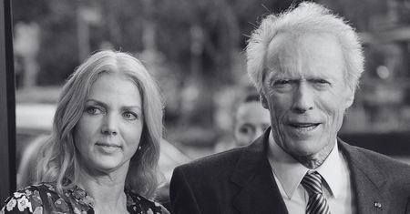 Ożenił się z 34 lata młodszą hostessą. Clint Eastwood właśnie został wdowcem