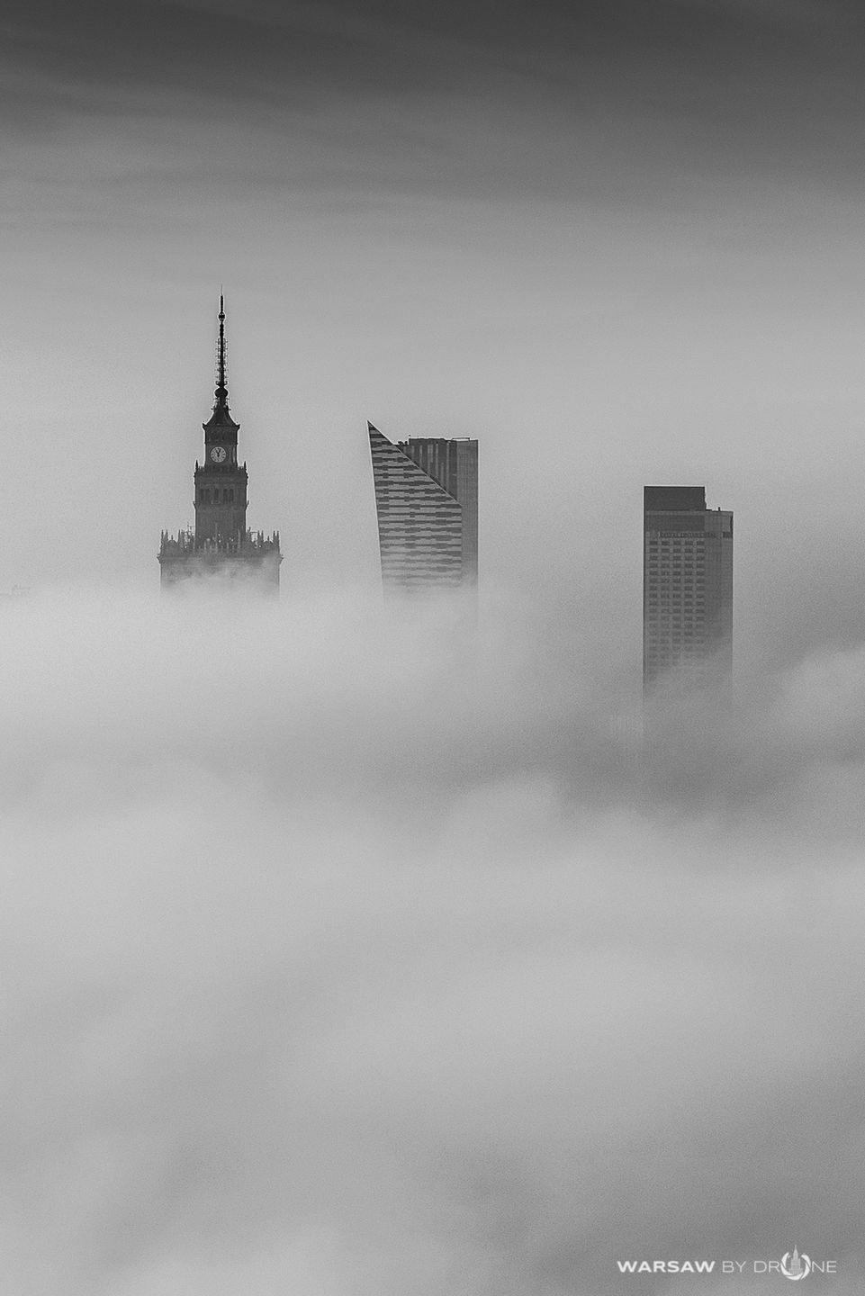 Poznajesz to miasto? Rafał Ganowski opowiedział nam o projekcie "Warsaw By Drone" 13