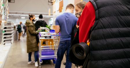 Koronawirus. Była na izolacji i poszła do sklepu. Grozi jej wielka kara