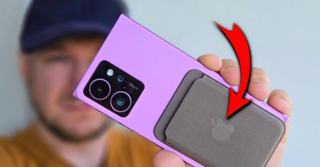Dzięki ci, Apple’u. Na taki smartfon z Androidem czekałem 4 lata