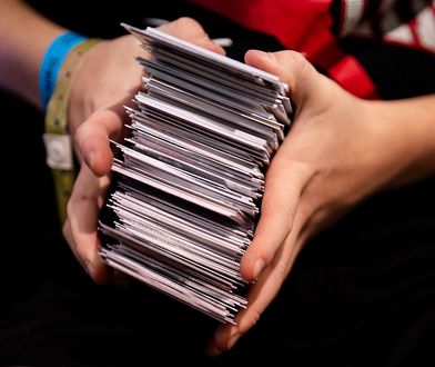 Chciał zarobić na karcie z koszykarzem. Oszukał go sieciowy cwaniak