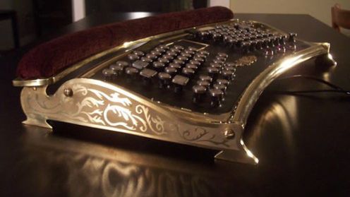 Steampunkowa klawiatura Datamancer Ergo 1