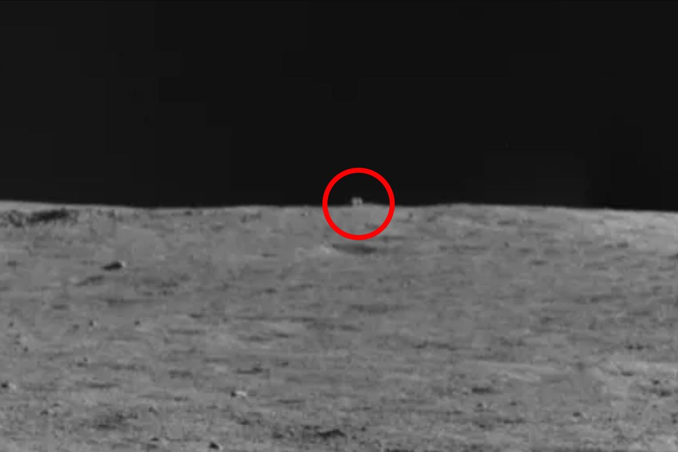 Tajemniczy obiekt na Księżycu. Naukowcy odkryli prawdę