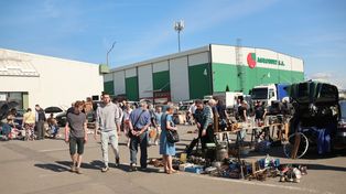 Spory ruch na czerwcowym Targu Staroci w Podkarpackim Centrum Hurtowym AGROHURT S.A. w Rzeszowie!