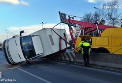 Śląsk. Niebezpiecznie na drogach, kilka groźnych wypadków z udziałem tirów