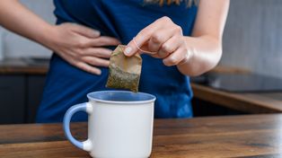 Tak może objawiać się nieszczelne jelito. Lekarka wyjaśnia, na co zwrócić uwagę