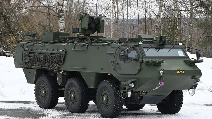 Patria 6x6.