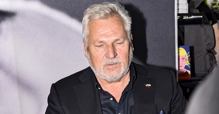 Stan zdrowia Aleksandra Kwaśniewskiego niepokoił. B. prezydent tłumaczy