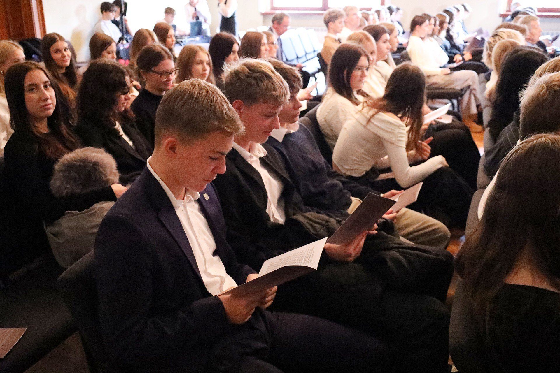 Prof. Andrzej Wojtczak w gronie wybitnych Absolwentów LO Śrem