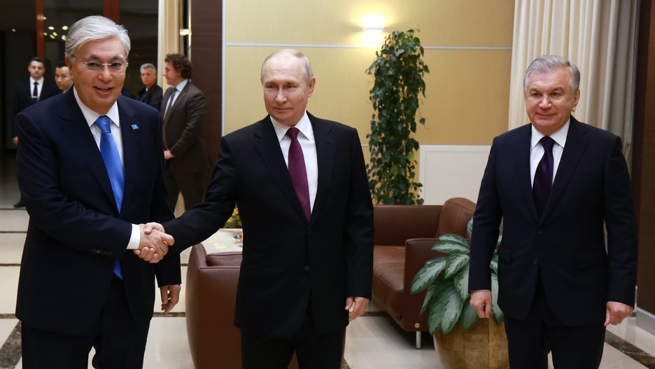 Władimir Putin oraz prezydenci Kazachstanu oraz Uzbekistanu