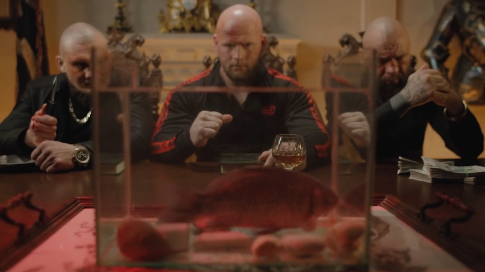 Klip promujący Gromdę 8